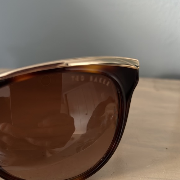 Ted Baker cat-Eye sunglasses TB107 - Picture 7 of 9